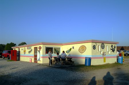 Cherry Bowl Drive-In Theatre - Concession (newer photo)